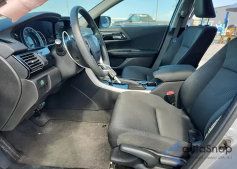 2016 Honda Accord Lx z USA, uszkodzony, nr VIN 1HGCR2F38GA059643